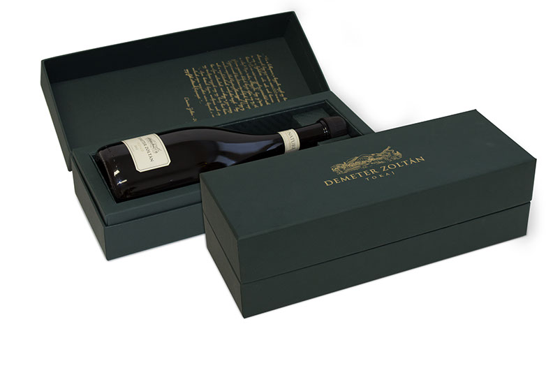 Felnyíló tetős díszdoboz, betéttel - Demeter